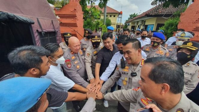 
					Polresta Cirebon Gandeng IJTI Dirikan Posko Peduli Cianjur