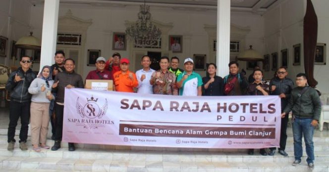 
					Peduli Korban Gempa di Cianjur, Sapa Raja Hotels Cirebon Serahkan Bantuan 616 Paket Sembako