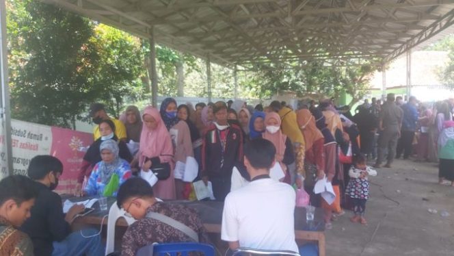 
					1.622 KPM Dari 2 Desa Di Kecamatan Ciseeng Cairkan Bansos, Sekcam: Kita Akan Awasi Terus