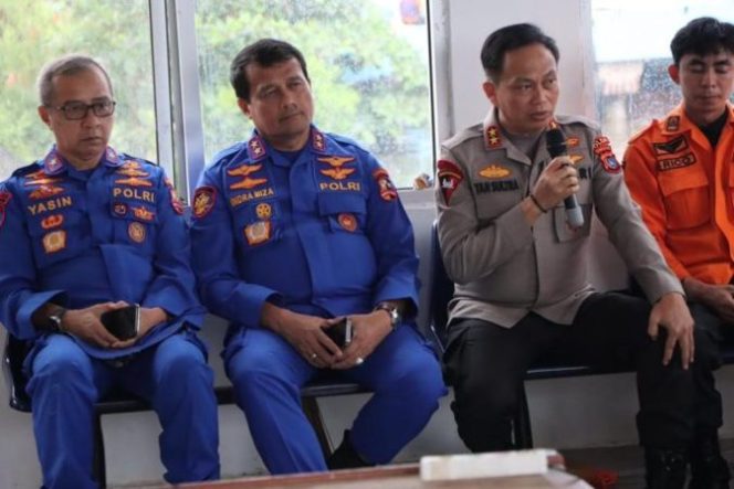 
					Perkembangan Pencarian Helikopter Polri, Kapolda Babel : Tetap Semangat, Karena Ini Operasi Kemanusian Dan Ibadah