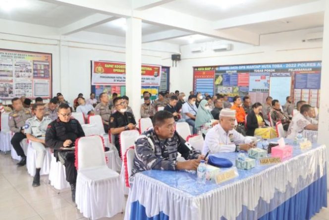 
					3 Pilar Dengarkan Rapat Koordinasi Lintas Sektoral Lilin Toba 2022 Secara Virtual Video Conferens Oleh Mabes Polri