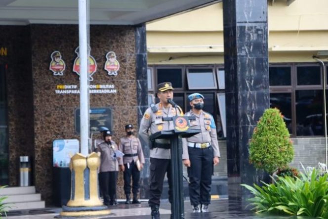 
					Polresta Cirebon Laksanakan Apel Kesiapan Pengamanan Malam Tahun Baru 2023