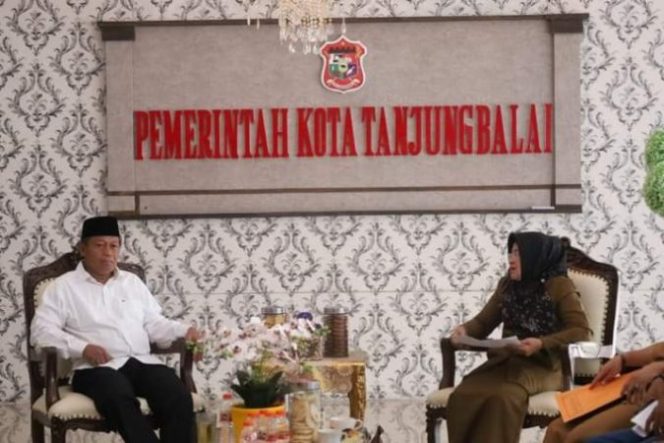 
					Pimpin Rapat Evaluasi Percepatan Stunting, Wali Kota Tanjungbalai Beberkan Strategi Penanganannya