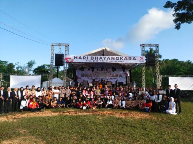 
					SMAN 1 Kalibunder Promotor Dalam HUT Bhayangkara ke 77 Tingkat Mapolsek Kalibunder