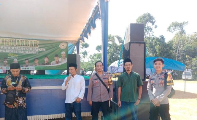 
					Warga Masyarakat Desa Sukajadi Antusias Peringati Muharram 1445 Hijriah