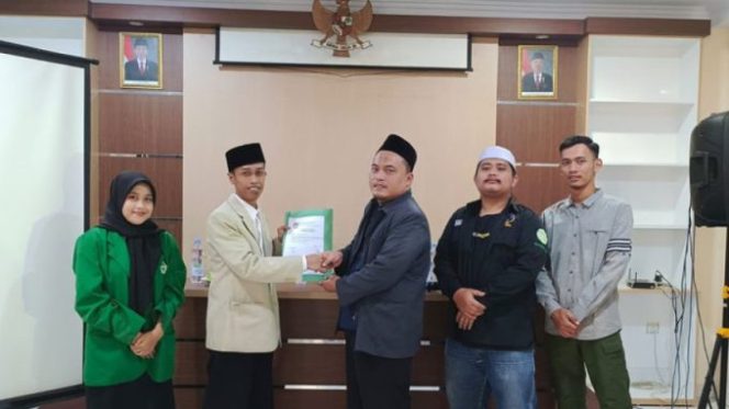
					Pengurus KPUM Institute Nahdlatul Ulama Tasikmalaya Resmi Dilantik