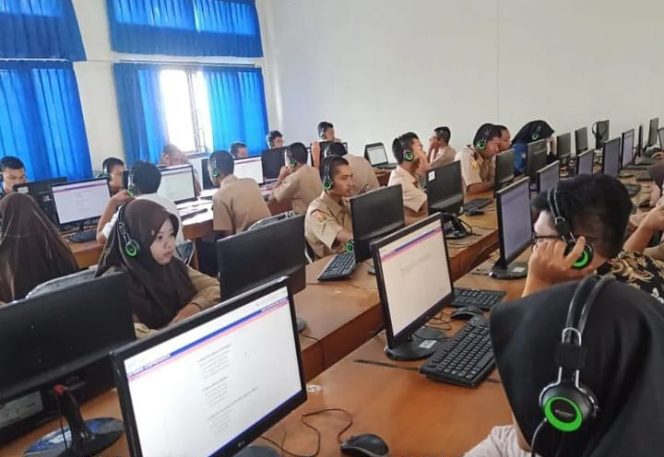 
					SMKN 2 Tasikmalaya Ciptakan Siswa-Siswi Disiplin Dan Siap Bekerja
