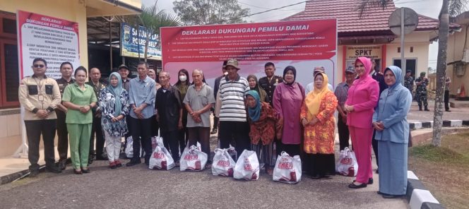 
					Polres Belitung Timur Gelar Deklarasi Dukungan Pemilu Damai 2024