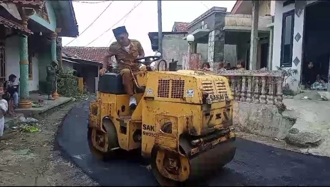 
					Kades Rahmat Jebeng Alokasikan Anggaran SAMISADE untuk Pengembangan Infrastruktur di Desa Sukaharja