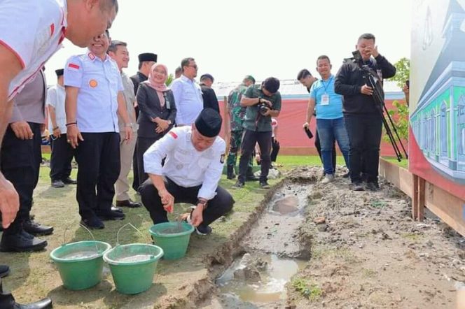 Walikota Tanjungbalai Waris Tholib Menghadiri Peletakan Batu Pertama Pembangunan Musholla Al Jannah