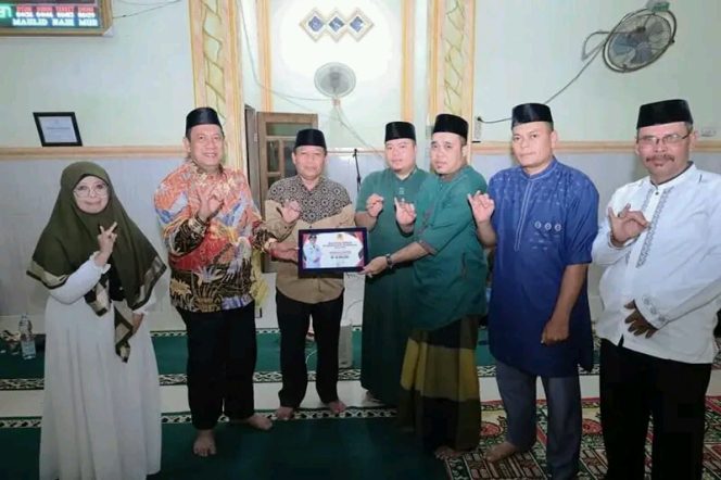 
					Musholla AI Kautsar Mendapat Bantuan Dana Hibah Sebesar 50 Juta