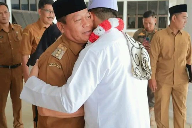 Walikota Tanjungbalai Waris Tholib Sambut Kepulangan Ustaz Muhammad Azlan Lubis