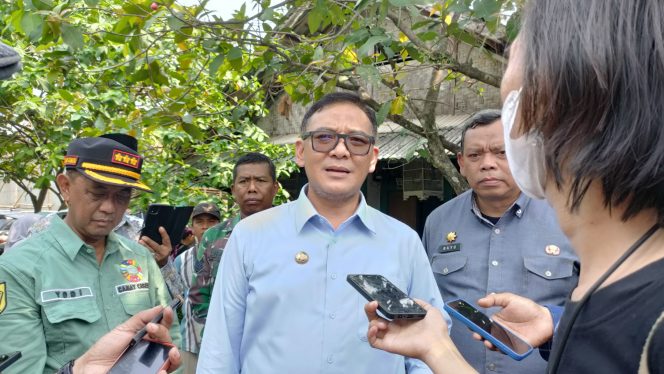 
					Tinjau Samisade di Giat Saba Desa Di Kecamatan Ciseeng, Iwan Setiawan Sebut Tidak Ada Masalah