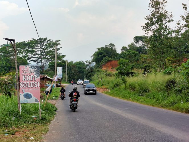 
					Jalan Lingkar Galuga Minim PJU, Warga: Ngeri Kalau Malem Takut Begal!