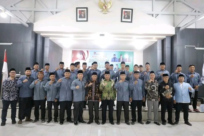 
					Waris Tholib Hadiri Acara Pelantikan Forum Da’i Ustadz Muda (Fodium) Kota Tanjungbalai