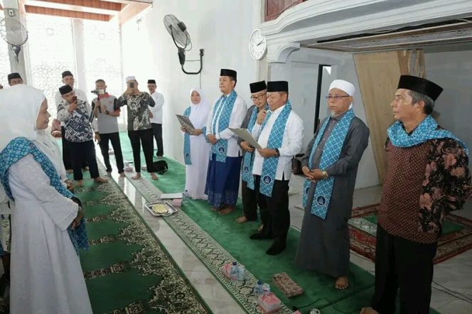 
					Walikota Tanjungbalai Hadiri Pelantikan Pengurus MT Arofah