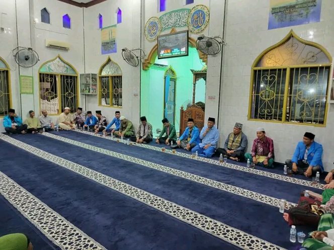 
					Walikota Tanjungbalai Waris Tholib Hadiri Giat Safari Ramadhan di Masjid Rahmad Syuhada