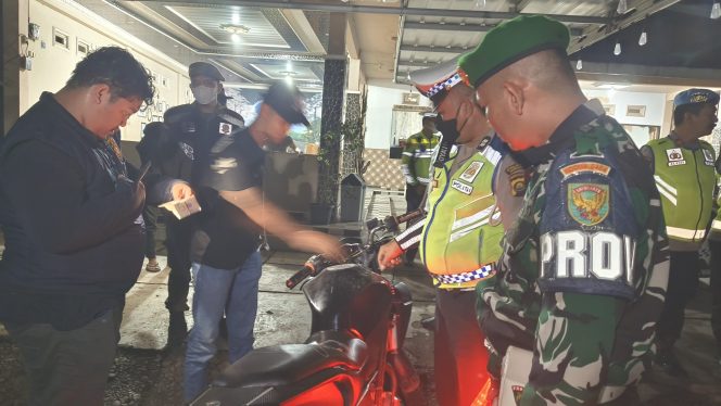 
					Cegah Kejahatan di Jalanan, Polres Muara Enim Lakukan Razia KRYD Gabungan Bersama Kodim 0404, Satpol-PP dan Dishub