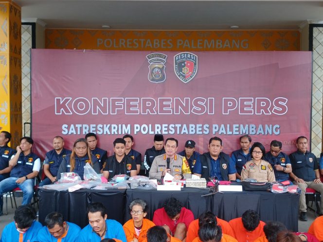 
					Operasi Pekat Polrestabes Palembang Berakhir, Kapolres Ungkap 96 Kasus Dengan 110 Tersangka