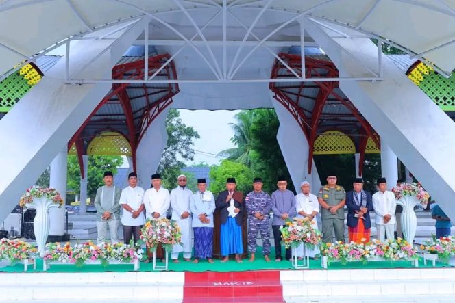 
					Pemerintah Kota Tanjungbalai Gelar Sholat Idul Fitri di Lapangan Sultan Abdil Jalil Rahmansyah