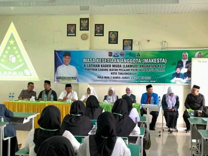 
					Walikota Tanjungbalai Hadiri Kegiatan Masa Kesetiaan Anggota dan Latihan Kader Muda