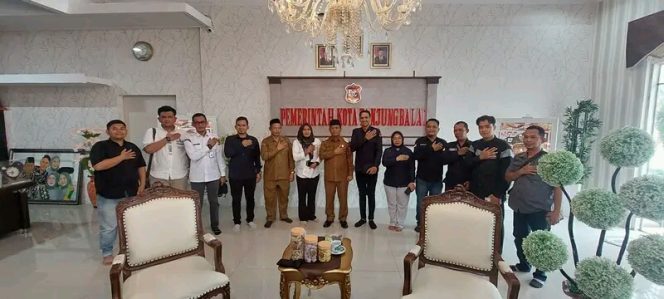 
					Walikota Waris Tholib Menerima Kunjungan Ketua KPU Kota Tanjungbalai