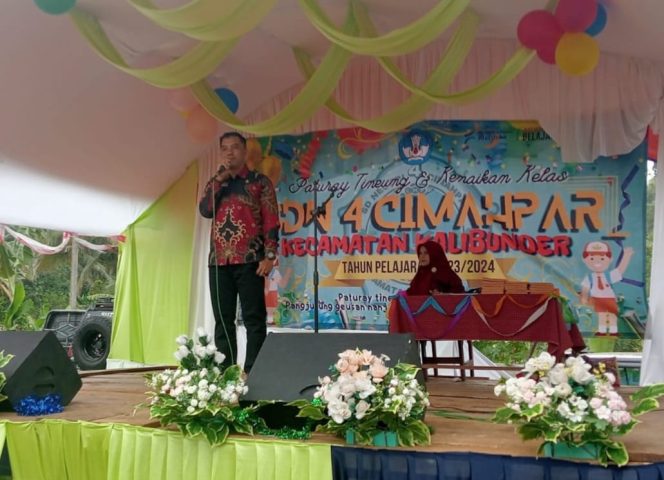 
					SDN 4 Cimahpar Gelar ‘Paturay Tineung’ dan Kenaikan Kelas
