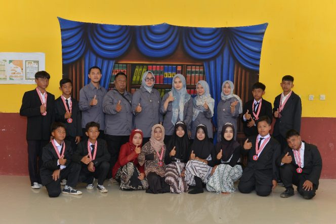 
					Gelar Perpisahan, Kepsek SDN 3 Bojong: Bukan Akhir, Tapi Awal Tuk Menyongsong Masa Depan