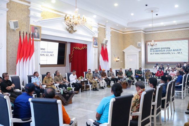 
					PJ Gubernur Jabar Beri Sinyal Dukungan, DPRD Kota Bogor Semangat Perjuangkan Pengesahan Raperda Pinjol