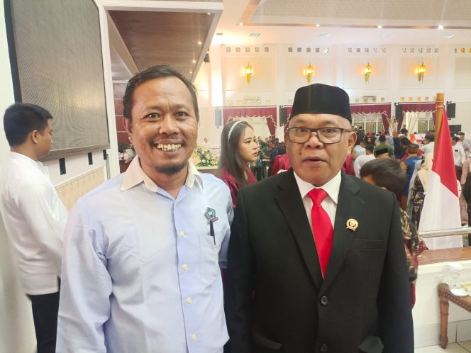 
					Tiga Kali Dilantik, Anggota DPRD Kabupaten Purwakarta dari Partai PDIP, Warseno: Amanah Ini Akan Saya Jaga