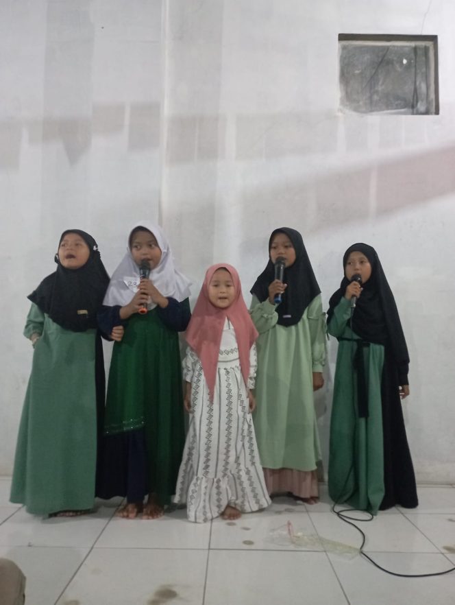 
					Semarak HUT RI, Warga Sela Awi Caringin Gelar Giat Lomba Islami