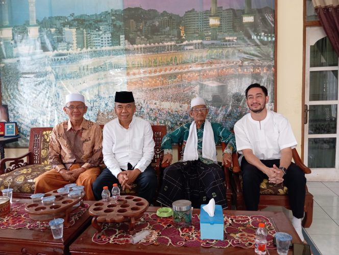 
					Pasangan Jeje dan Asep Ismail, di Sambut Baik dan Beri Doa Terbaik Oleh Keluarga Pesantren Al Islamiyyah