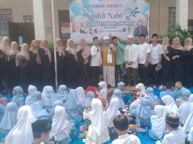 
					SDN Duren Seribu 01 Gelar Peringatan Maulid Nabi: Meneladani Akhlak Rasul sebagai Landasan Meraih Prestasi