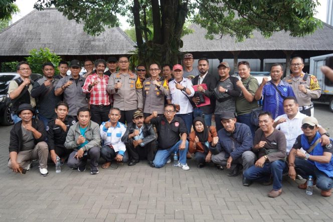 
					Kapolres Purwakarta Ajak Insan Pers Jaga Kondusifitas Pilkada 2024