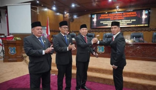 
					Pjs Bupati Tanjab Hadiri Acara Pengucapan Sumpah Janji Pimpinan DPRD Periode 2024-2029