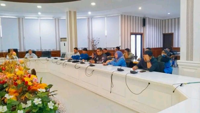 
					Pjs Wali Kota Tanjungbalai Gelar Rapat Penanganan Banjir