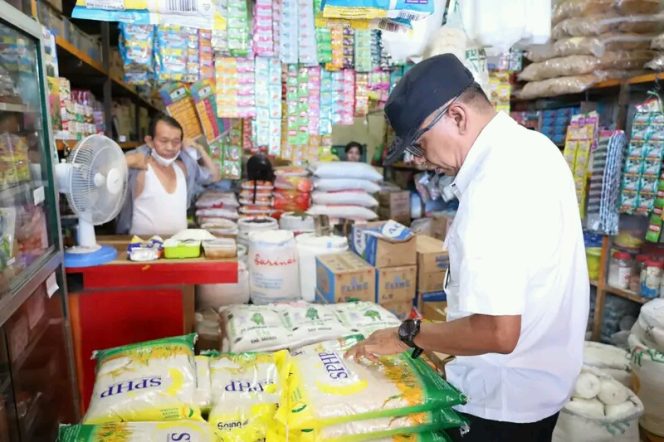 
					Pjs Wali Kota Tanjungbalai, Baharuddin Pabba, Lakukan Sidak di Pasar Bahagia