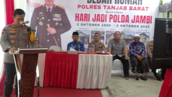 
					Irjen pol, Drs, Rusdi Hartono Resmikan Bedah Rumah Masyarakat di Kabupaten Tanjung Jabung Barat