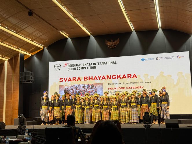 
					Svara Bhayangkara Polri Raih Prestasi di Kompetisi Paduan Suara Internasional
