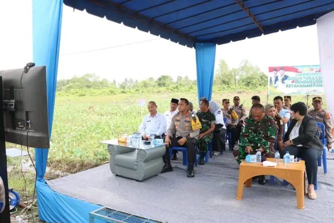 
					Polres Tanjungbalai Luncurkan Gugus Tugas Ketahanan Pangan, Tanam 15.000 Bibit Ubi Keladi