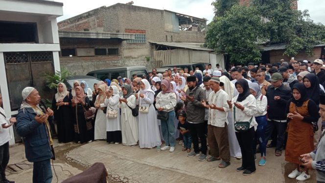 Money Politics Cemari Pilkada KBB, Relawan Paslon BERJAMAAH Gelar Doa Bersama dan Dukung Bawaslu