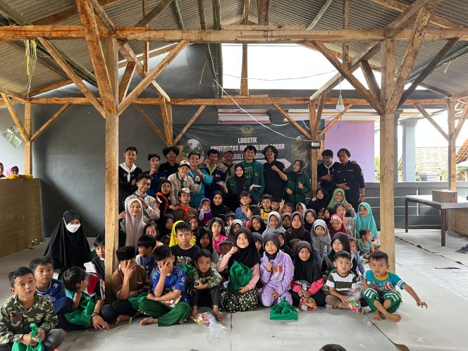 
					Mahasiswa UIKA Bogor Salurkan Bantuan dan Trauma Healing untuk Korban Banjir Bandang Sukabumi