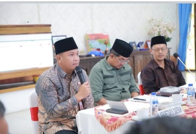 
					Dukungan Penuh Bupati Anwar Sadat Untuk Program Zakat di Tanjung Jabung Barat