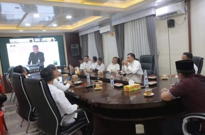
					Bupati Tanjung Jabung Barat Hadiri Launching Hasil Survei Penilaian Integritas KPK 2024