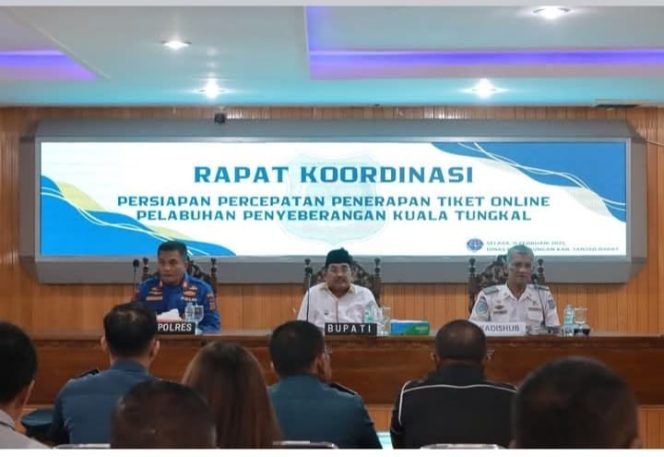 
					Demi Layanan Prima, Bupati Tanjab Barat Mulai Terapkan Sistem Tiket Online di Pelabuhan Penyeberangan Kuala Tungkal