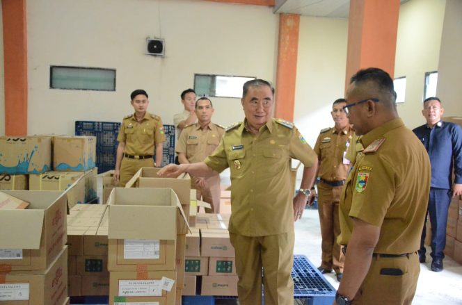 
					Pastikan Kedisiplinan Pegawai, di Hari  Ke-dua Bupati dan Wabup Lakukan Sidak Ke Beberapa OPD
