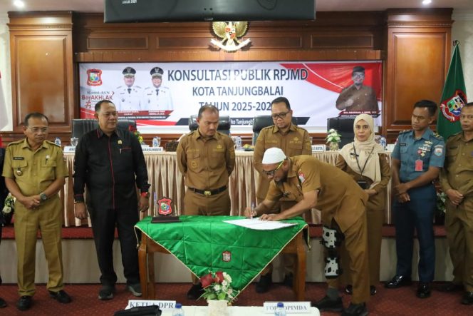 
					Wali Kota Mahyaruddin Salim Buka Forum Konsultasi Publik RPJMD Kota Tanjungbalai 2025–2029