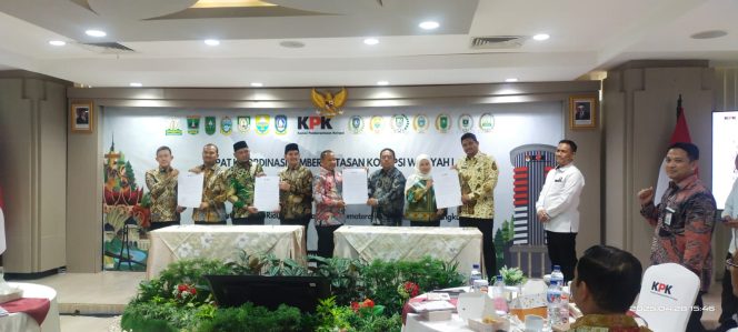 
					Wali Kota Tanjungbalai Hadiri Rakor Pemberantasan Korupsi Wilayah I di Gedung Merah Putih