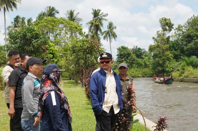 
					Wali Kota Tanjungbalai Tinjau Langsung Lokasi Banjir, Tekankan Pentingnya Kerjasama Konkret Semua Pihak