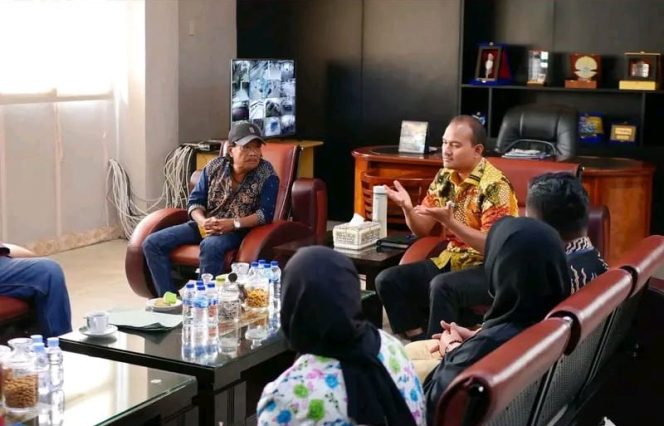 
					Wali Kota Tanjungbalai Terima Audiensi F.SPTI – K.SPSI : Bahas Sinergi dan Kolaborasi Berkelanjutan Serta Isu Ketenagakerjaan